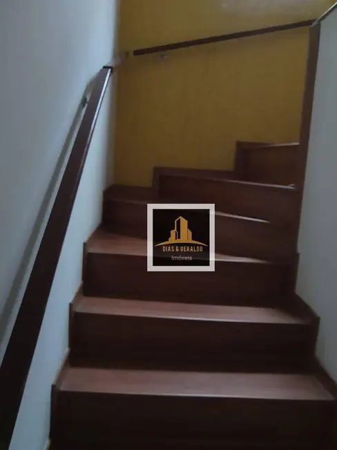 Sobrado com 3 quartos à venda, 250m2 em Sao Jose Dos Campos - SP - imagem 7 Foto 7 de Sobrado com 3 quartos à venda, 250m2 em Sao Jose Dos Campos - SP