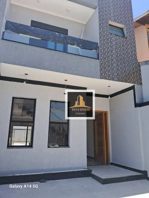 Foto 1 de Sobrado com 3 quartos à venda, 150m2 em Sao Jose Dos Campos - SP