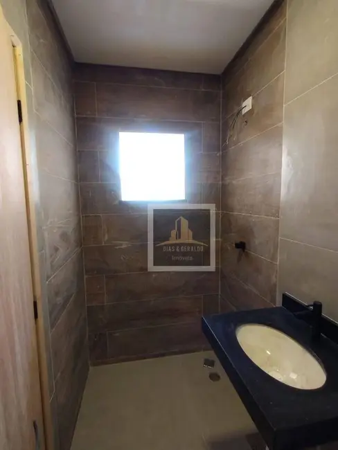 Casa com 3 quartos à venda, 140m2 em Residencial Santa Paula, Jacarei - SP - imagem 9 Foto 9 de Casa com 3 quartos à venda, 140m2 em Residencial Santa Paula, Jacarei - SP