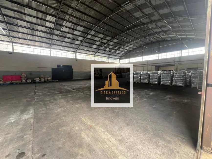 Armazém / Galpão para alugar, 683m2 em Sao Jose Dos Campos - SP - imagem 4 Foto 4 de Armazém / Galpão para alugar, 683m2 em Sao Jose Dos Campos - SP