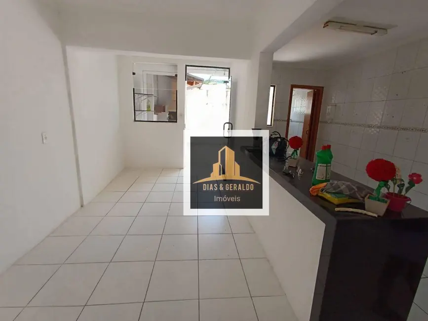 Sobrado com 3 quartos à venda, 125m2 em Sao Jose Dos Campos - SP - imagem 6 Foto 6 de Sobrado com 3 quartos à venda, 125m2 em Sao Jose Dos Campos - SP