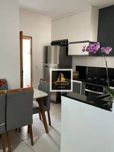 Casa com 3 quartos à venda, 140m2 em Sao Jose Dos Campos - SP - imagem 8 Foto 8 de Casa com 3 quartos à venda, 140m2 em Sao Jose Dos Campos - SP