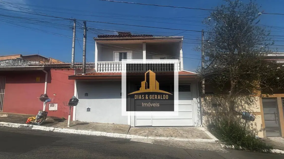 Foto 1 de Sobrado com 3 quartos à venda, 146m2 em Borda da Mata, Cacapava - SP