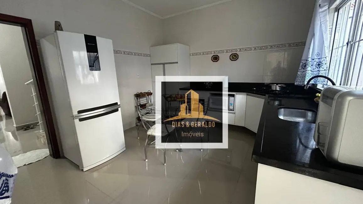 Foto 8 de Sobrado com 3 quartos à venda, 146m2 em Borda da Mata, Cacapava - SP