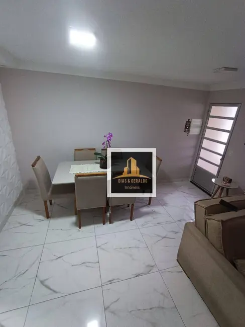 Foto 4 de Sobrado com 2 quartos à venda, 80m2 em Sao Jose Dos Campos - SP