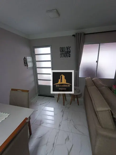 Foto 3 de Sobrado com 2 quartos à venda, 80m2 em Sao Jose Dos Campos - SP