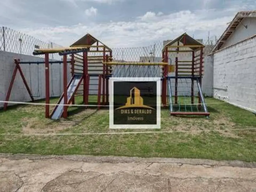 Foto 3 de Casa de Condomínio com 2 quartos à venda, 100m2 em Jardim Santo Antônio da Boa Vista, Jacarei - SP