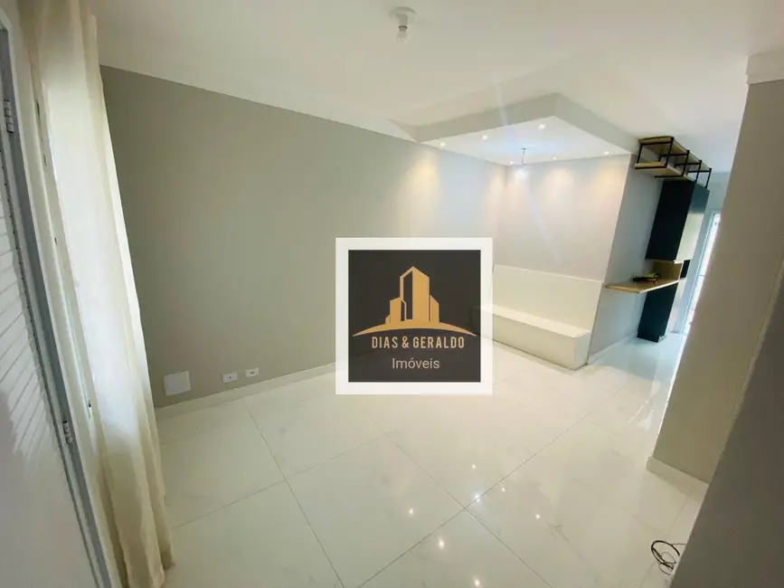 Foto 1 de Sobrado com 2 quartos à venda, 68m2 em Santa Luzia, Cacapava - SP