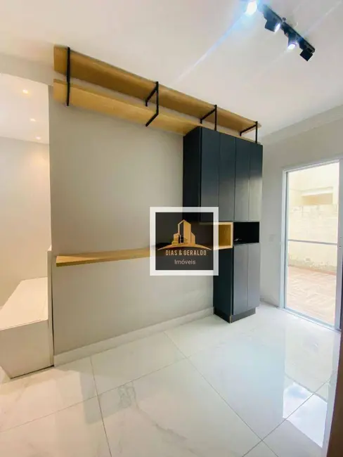 Sobrado com 2 quartos à venda, 68m2 em Santa Luzia, Cacapava - SP - imagem 6 Foto 6 de Sobrado com 2 quartos à venda, 68m2 em Santa Luzia, Cacapava - SP