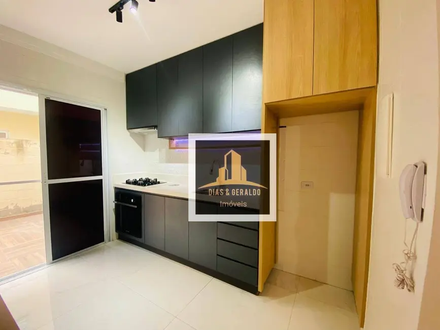 Sobrado com 2 quartos à venda, 68m2 em Santa Luzia, Cacapava - SP - imagem 8 Foto 8 de Sobrado com 2 quartos à venda, 68m2 em Santa Luzia, Cacapava - SP