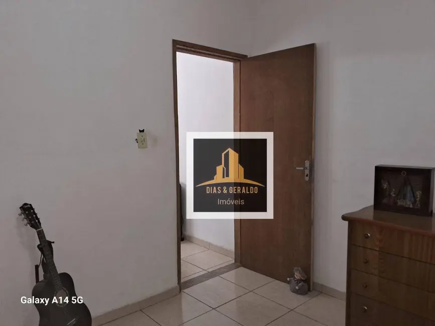 Foto 8 de Sobrado com 6 quartos à venda, 125m2 em Sao Jose Dos Campos - SP