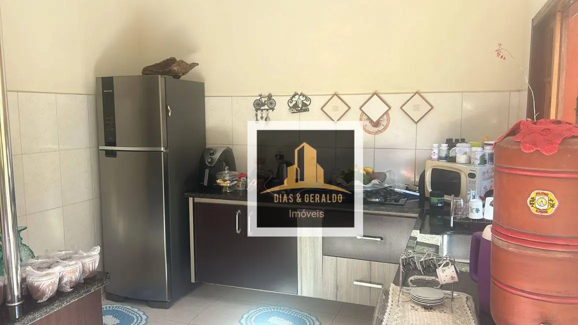 Foto 7 de Casa com 2 quartos à venda, 250m2 em Jacarei - SP