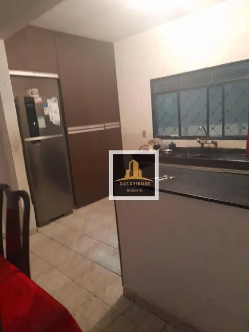 Casa com 3 quartos à venda, 280m2 em Sao Jose Dos Campos - SP - imagem 8 Foto 8 de Casa com 3 quartos à venda, 280m2 em Sao Jose Dos Campos - SP