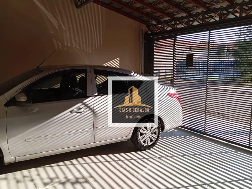 Foto 4 de Sobrado com 3 quartos à venda, 150m2 em Sao Jose Dos Campos - SP