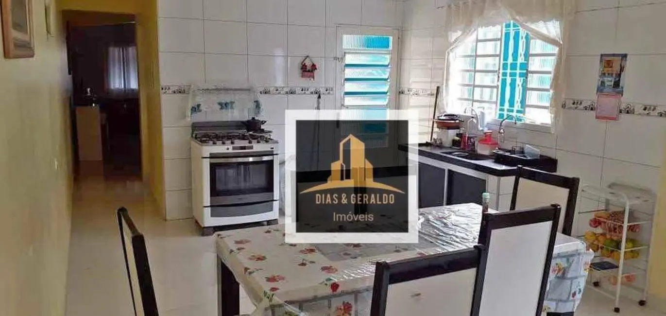 Sobrado com 2 quartos à venda, 180m2 em Sao Jose Dos Campos - SP - imagem 9 Foto 9 de Sobrado com 2 quartos à venda, 180m2 em Sao Jose Dos Campos - SP