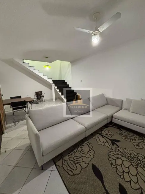 Sobrado com 2 quartos à venda, 160m2 em Sao Jose Dos Campos - SP - imagem 4 Foto 4 de Sobrado com 2 quartos à venda, 160m2 em Sao Jose Dos Campos - SP