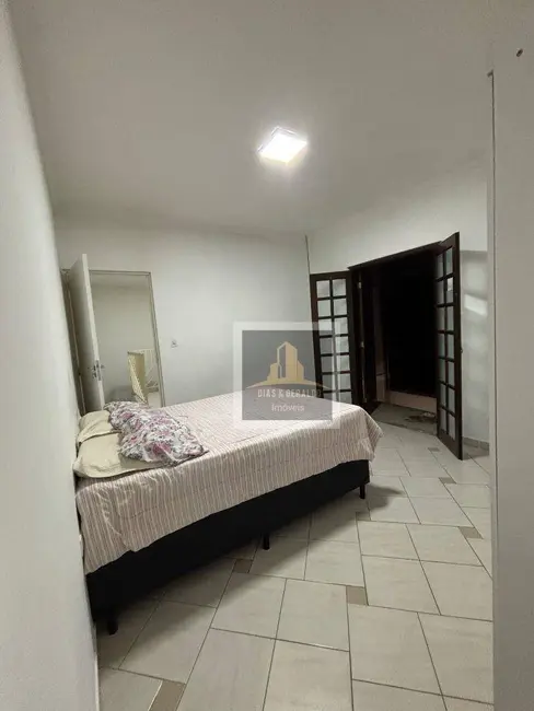 Sobrado com 2 quartos à venda, 160m2 em Sao Jose Dos Campos - SP - imagem 8 Foto 8 de Sobrado com 2 quartos à venda, 160m2 em Sao Jose Dos Campos - SP
