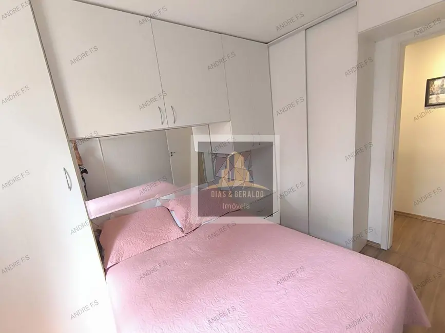 Foto 2 de Apartamento com 2 quartos à venda, 47m2 em Jardim Califórnia, Jacarei - SP