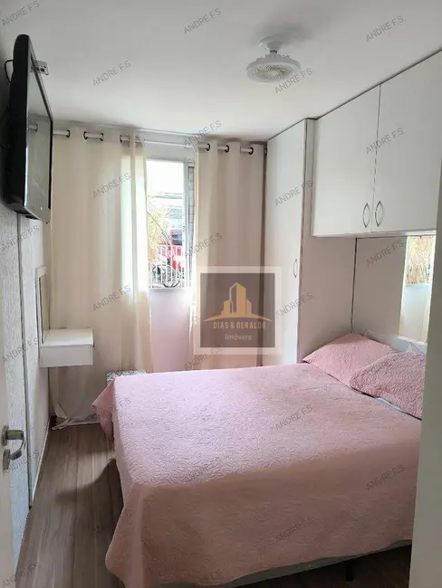 Foto 3 de Apartamento com 2 quartos à venda, 47m2 em Jardim Califórnia, Jacarei - SP