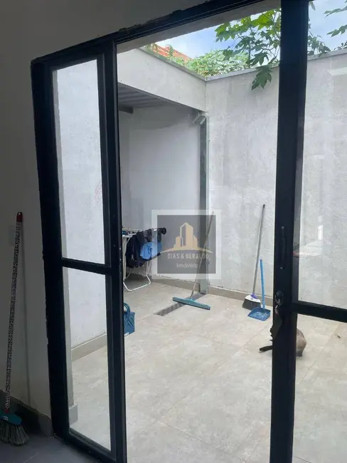 Foto 5 de Sobrado com 3 quartos à venda, 175m2 em Sao Jose Dos Campos - SP