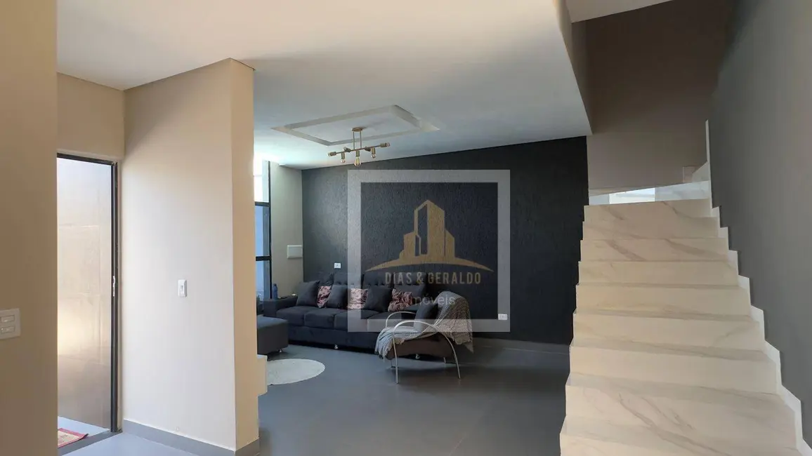 Sobrado com 3 quartos à venda, 175m2 em Sao Jose Dos Campos - SP - imagem 5 Foto 5 de Sobrado com 3 quartos à venda, 175m2 em Sao Jose Dos Campos - SP