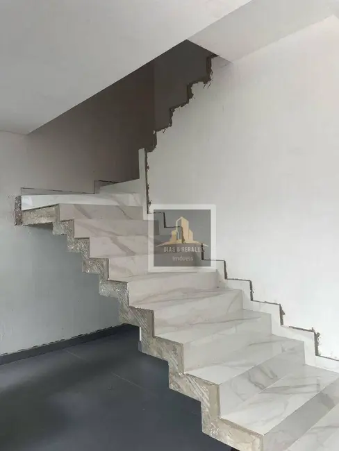 Foto 9 de Sobrado com 3 quartos à venda, 175m2 em Sao Jose Dos Campos - SP