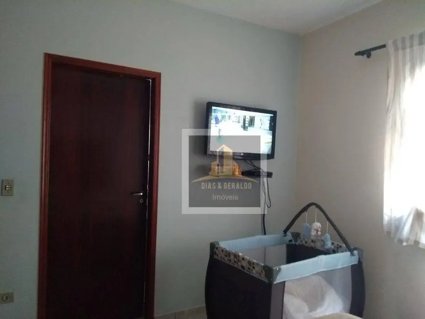 Foto 8 de Casa com 3 quartos à venda e para alugar, 250m2 em Cidade Jardim, Jacarei - SP