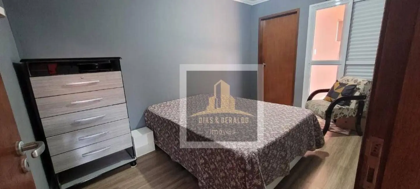 Casa com 3 quartos à venda, 150m2 em Sao Jose Dos Campos - SP - imagem 7 Foto 7 de Casa com 3 quartos à venda, 150m2 em Sao Jose Dos Campos - SP