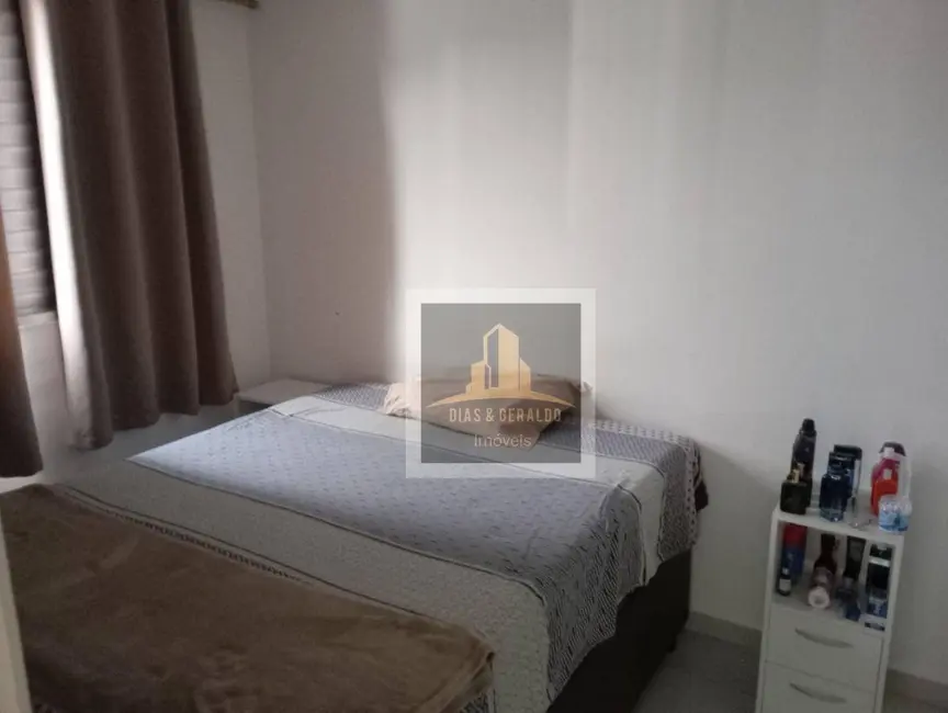 Foto 4 de Apartamento com 2 quartos à venda, 45m2 em Jardim Califórnia, Jacarei - SP