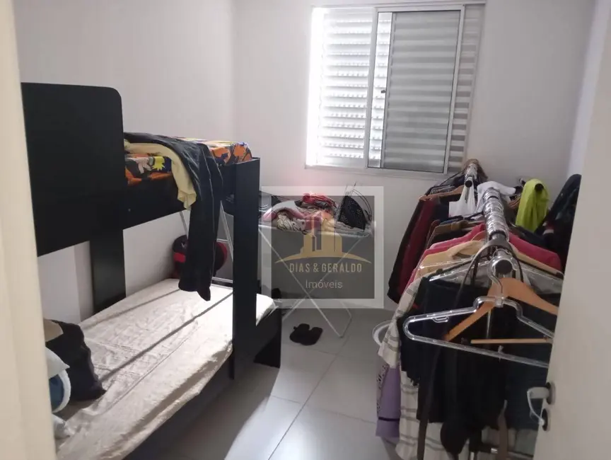 Foto 3 de Apartamento com 2 quartos à venda, 45m2 em Jardim Califórnia, Jacarei - SP