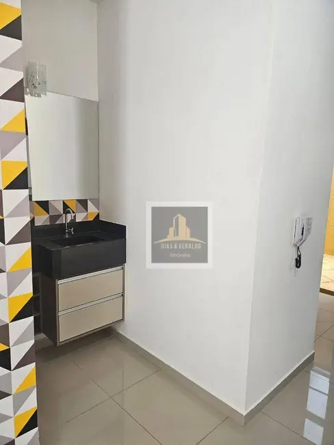 Sobrado com 2 quartos à venda e para alugar, 72m2 em Loteamento Vila Romana, Jacarei - SP - imagem 8 Foto 8 de Sobrado com 2 quartos à venda e para alugar, 72m2 em Loteamento Vila Romana, Jacarei - SP