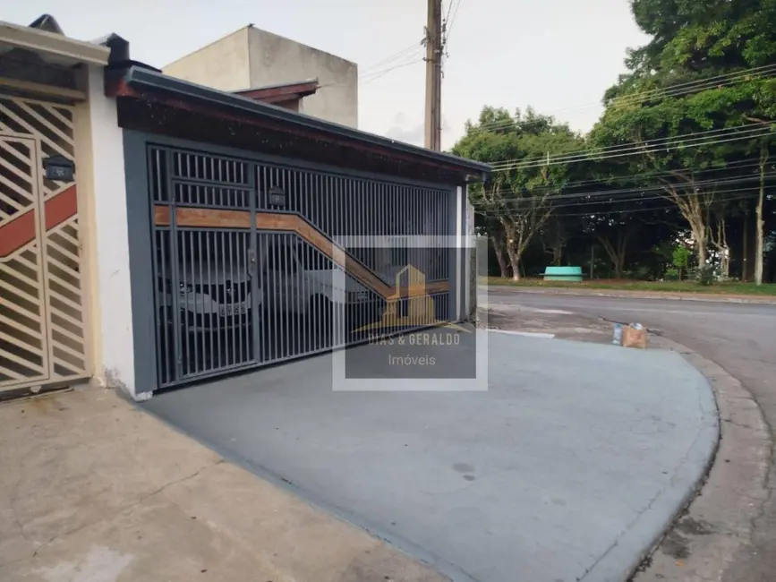 Foto 5 de Casa com 3 quartos à venda, 150m2 em Sao Jose Dos Campos - SP