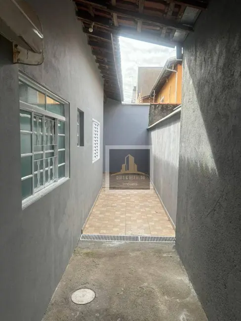 Foto 4 de Casa com 2 quartos à venda, 126m2 em Jardim Santa Marina, Jacarei - SP