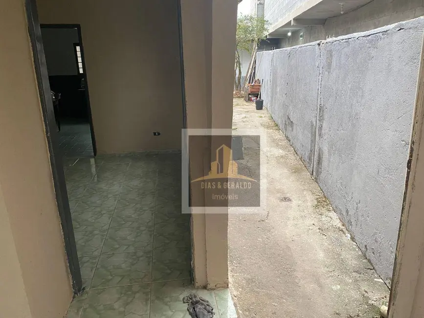 Foto 5 de Casa com 1 quarto para alugar, 250m2 em Jardim Mesquita, Jacarei - SP