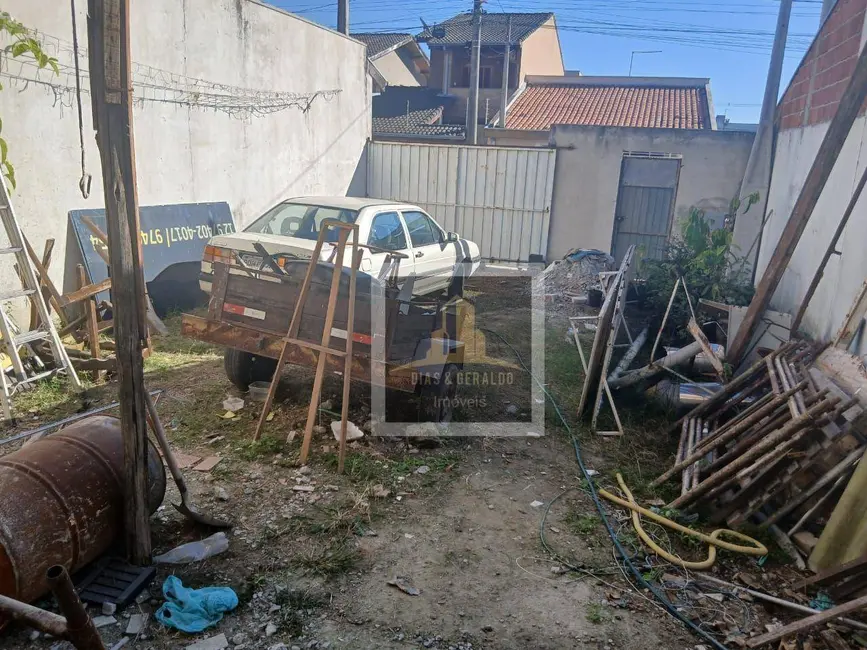 Foto 2 de Sobrado com 2 quartos à venda, 175m2 em Residencial Parque dos Sinos, Jacarei - SP