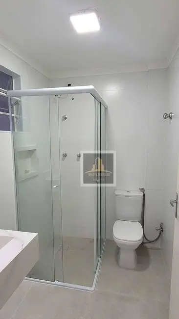 Foto 8 de Casa com 2 quartos à venda, 150m2 em Sao Jose Dos Campos - SP