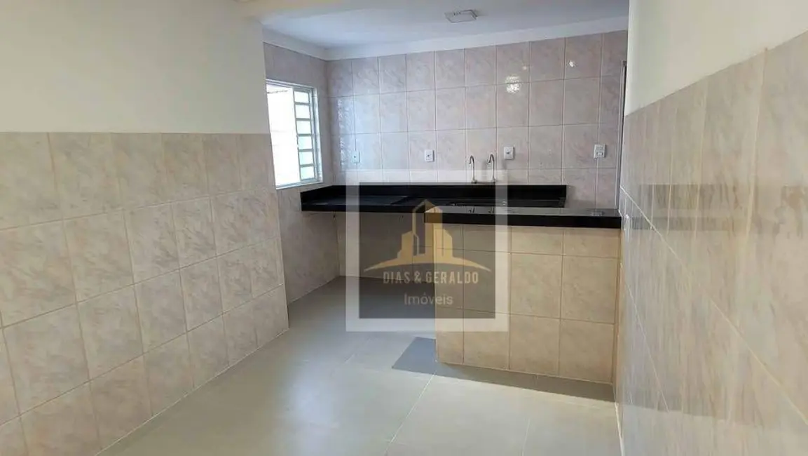 Foto 4 de Casa com 2 quartos à venda, 150m2 em Sao Jose Dos Campos - SP