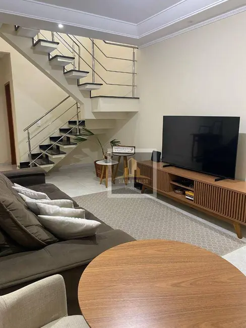 Foto 3 de Sobrado com 3 quartos à venda, 125m2 em Sao Jose Dos Campos - SP