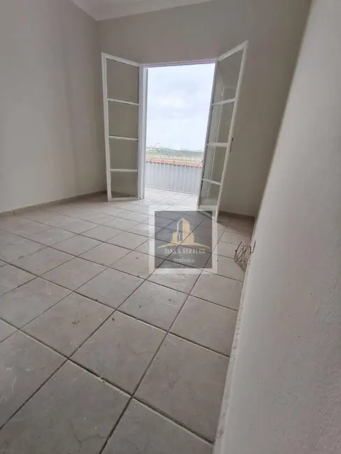 Casa com 3 quartos à venda, 125m2 em Sao Jose Dos Campos - SP - imagem 4 Foto 4 de Casa com 3 quartos à venda, 125m2 em Sao Jose Dos Campos - SP