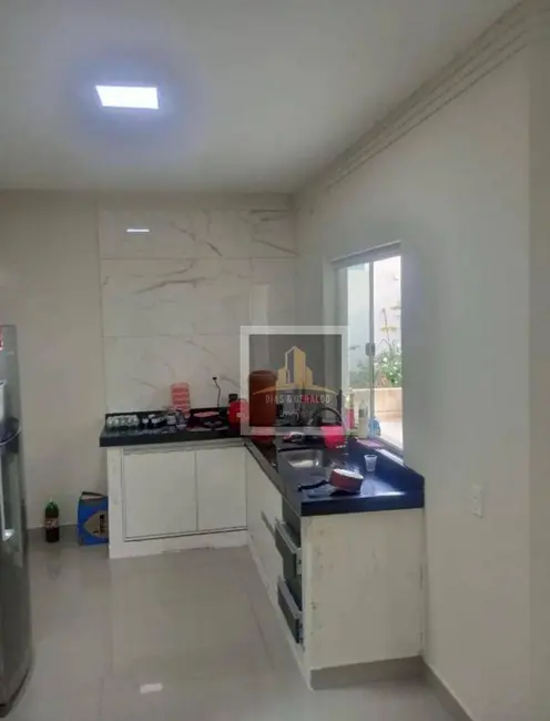 Foto 3 de Casa com 3 quartos à venda, 250m2 em Sao Jose Dos Campos - SP