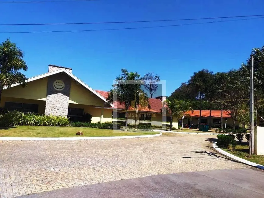 Foto 1 de Terreno / Lote à venda, 1000m2 em Jambeiro - SP