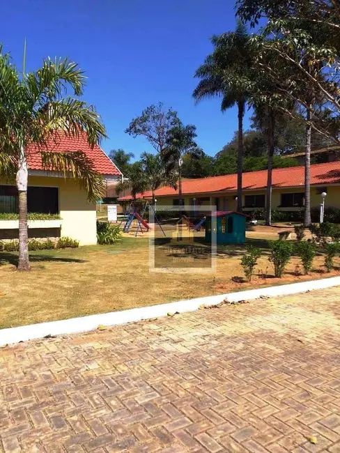 Foto 5 de Terreno / Lote à venda, 1000m2 em Jambeiro - SP