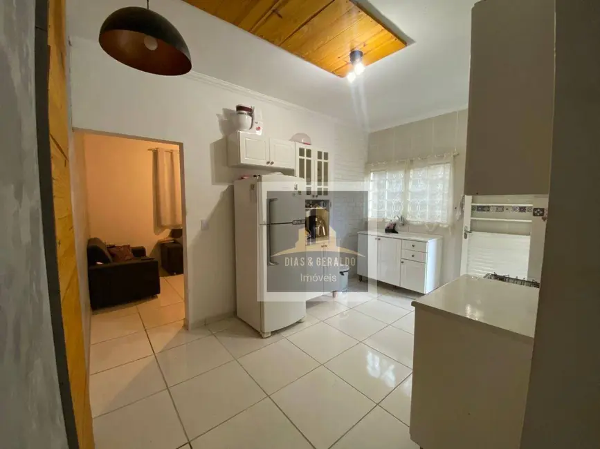 Casa com 3 quartos à venda, 219m2 em Sao Jose Dos Campos - SP - imagem 5 Foto 5 de Casa com 3 quartos à venda, 219m2 em Sao Jose Dos Campos - SP