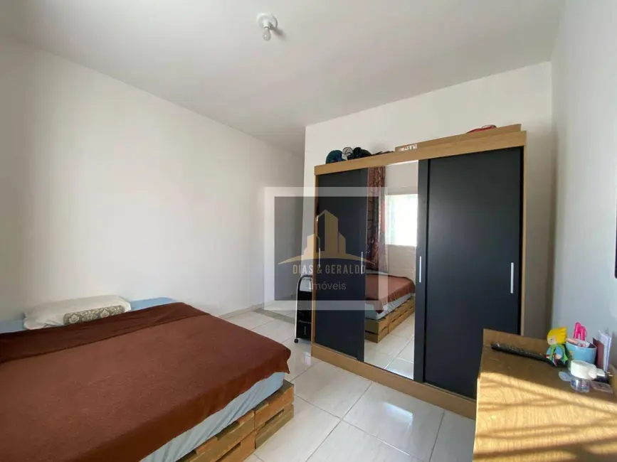 Casa com 3 quartos à venda, 219m2 em Sao Jose Dos Campos - SP - imagem 9 Foto 9 de Casa com 3 quartos à venda, 219m2 em Sao Jose Dos Campos - SP