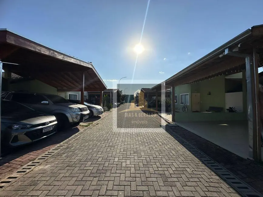 Foto 2 de Casa de Condomínio com 3 quartos à venda, 167m2 em Cidade Salvador, Jacarei - SP