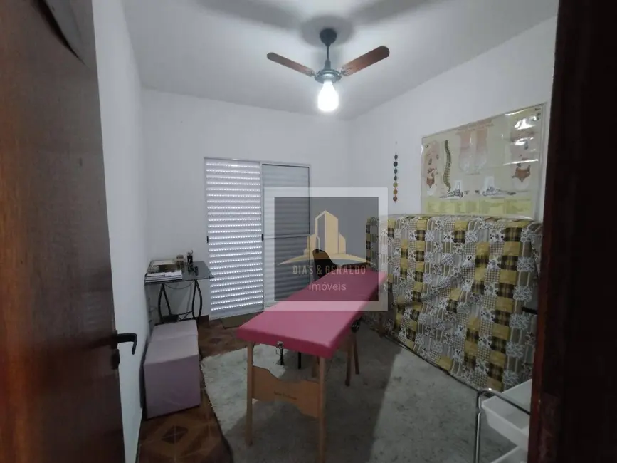 Foto 6 de Casa com 5 quartos à venda, 300m2 em Sao Jose Dos Campos - SP