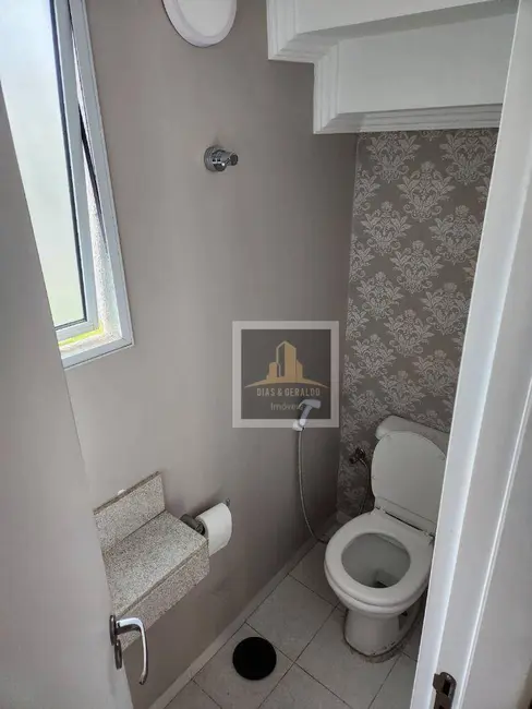 Foto 7 de Sobrado com 3 quartos à venda, 250m2 em Jacarei - SP