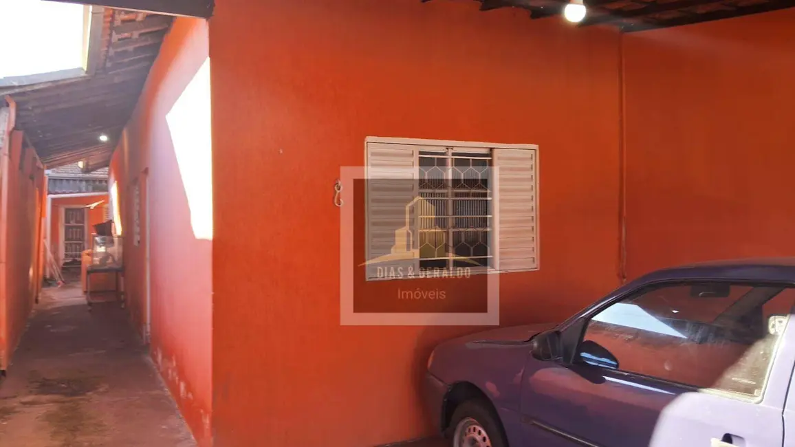 Foto 1 de Casa com 2 quartos à venda, 150m2 em Sao Jose Dos Campos - SP