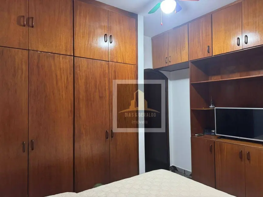 Casa com 3 quartos à venda, 270m2 em Sao Jose Dos Campos - SP - imagem 7 Foto 7 de Casa com 3 quartos à venda, 270m2 em Sao Jose Dos Campos - SP