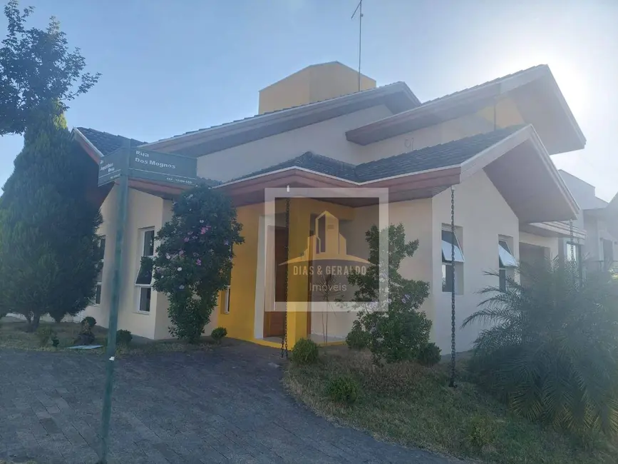 Foto 2 de Casa de Condomínio com 3 quartos à venda, 326m2 em Cacapava - SP